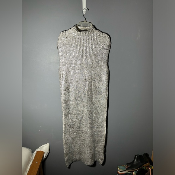 Zara Cracked Metallic Knit Maxi Dress Womens Size Medium - Picture 3 of 6